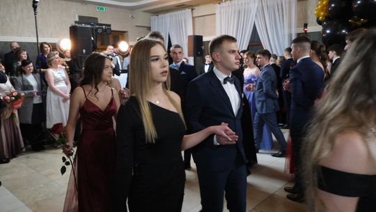 Studniówka 2025 - Zespół Szkół Technicznych w Chełmie cz. II [GALERIA ZDJĘĆ]