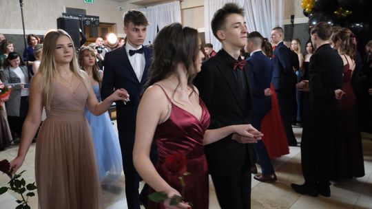 Studniówka 2025 - Zespół Szkół Technicznych w Chełmie cz. II [GALERIA ZDJĘĆ]