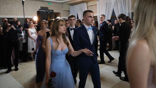 Studniówka 2025 - Zespół Szkół Technicznych w Chełmie cz. II [GALERIA ZDJĘĆ]