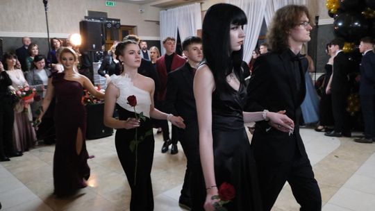 Studniówka 2025 - Zespół Szkół Technicznych w Chełmie cz. II [GALERIA ZDJĘĆ]