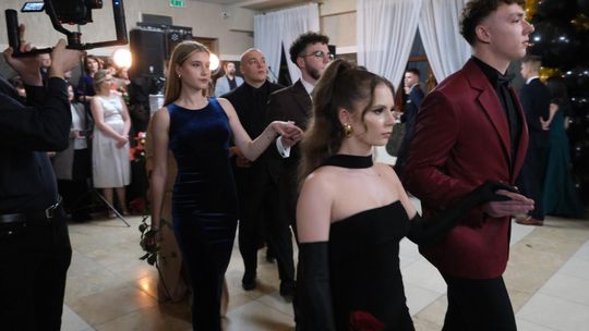 Studniówka 2025 - Zespół Szkół Technicznych w Chełmie cz. II [GALERIA ZDJĘĆ]