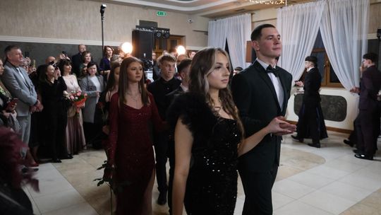 Studniówka 2025 - Zespół Szkół Technicznych w Chełmie cz. II [GALERIA ZDJĘĆ]