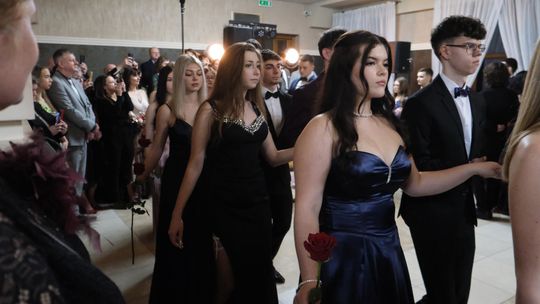 Studniówka 2025 - Zespół Szkół Technicznych w Chełmie cz. II [GALERIA ZDJĘĆ]