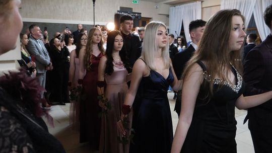 Studniówka 2025 - Zespół Szkół Technicznych w Chełmie cz. II [GALERIA ZDJĘĆ]