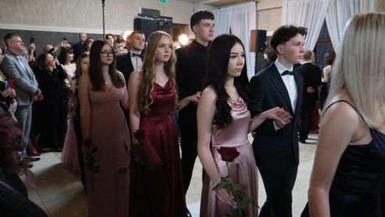 Studniówka 2025 - Zespół Szkół Technicznych w Chełmie cz. II [GALERIA ZDJĘĆ]