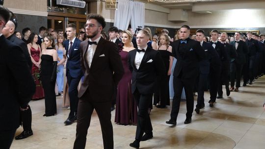 Studniówka 2025 - Zespół Szkół Technicznych w Chełmie cz. II [GALERIA ZDJĘĆ]