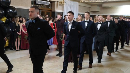 Studniówka 2025 - Zespół Szkół Technicznych w Chełmie cz. II [GALERIA ZDJĘĆ]