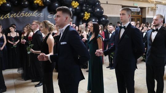 Studniówka 2025 - Zespół Szkół Technicznych w Chełmie cz. II [GALERIA ZDJĘĆ]