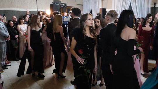 Studniówka 2025 - Zespół Szkół Technicznych w Chełmie cz. II [GALERIA ZDJĘĆ]