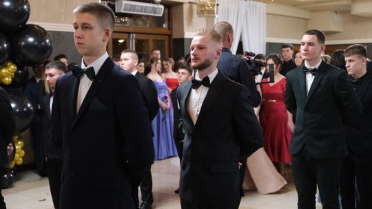 Studniówka 2025 - Zespół Szkół Technicznych w Chełmie cz. II [GALERIA ZDJĘĆ]