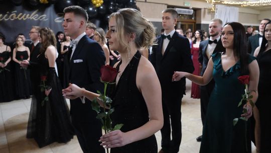 Studniówka 2025 - Zespół Szkół Technicznych w Chełmie cz. II [GALERIA ZDJĘĆ]