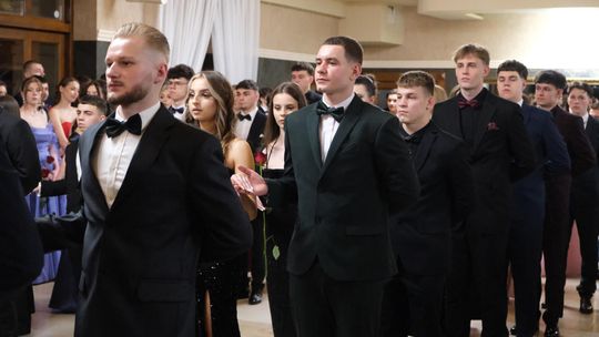 Studniówka 2025 - Zespół Szkół Technicznych w Chełmie cz. II [GALERIA ZDJĘĆ]