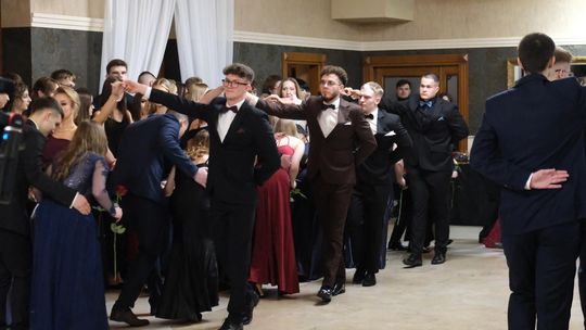 Studniówka 2025 - Zespół Szkół Technicznych w Chełmie cz. II [GALERIA ZDJĘĆ]