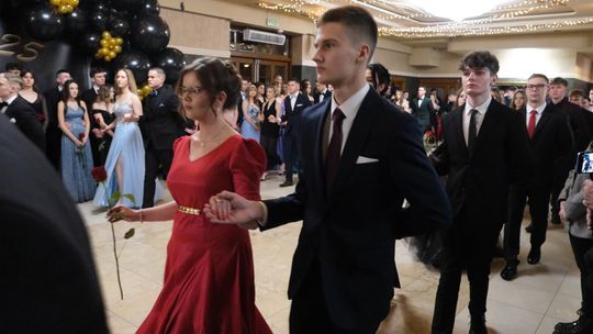 Studniówka 2025 - Zespół Szkół Technicznych w Chełmie cz. II [GALERIA ZDJĘĆ]