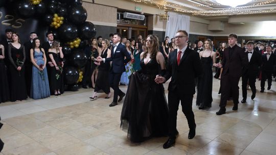 Studniówka 2025 - Zespół Szkół Technicznych w Chełmie cz. II [GALERIA ZDJĘĆ]