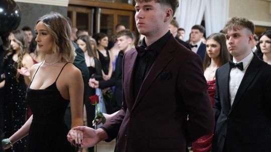 Studniówka 2025 - Zespół Szkół Technicznych w Chełmie cz. II [GALERIA ZDJĘĆ]