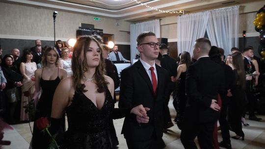 Studniówka 2025 - Zespół Szkół Technicznych w Chełmie cz. II [GALERIA ZDJĘĆ]