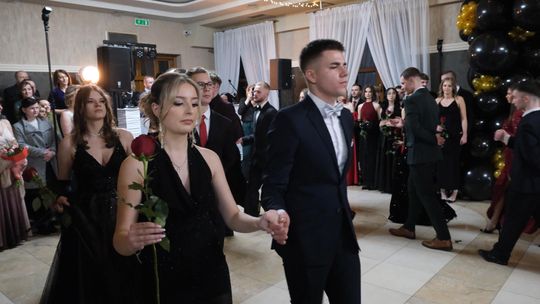 Studniówka 2025 - Zespół Szkół Technicznych w Chełmie cz. II [GALERIA ZDJĘĆ]