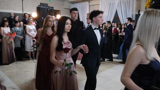 Studniówka 2025 - Zespół Szkół Technicznych w Chełmie cz. II [GALERIA ZDJĘĆ]