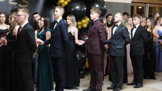 Studniówka 2025 - Zespół Szkół Technicznych w Chełmie cz. II [GALERIA ZDJĘĆ]