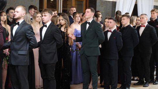 Studniówka 2025 - Zespół Szkół Technicznych w Chełmie cz. II [GALERIA ZDJĘĆ]