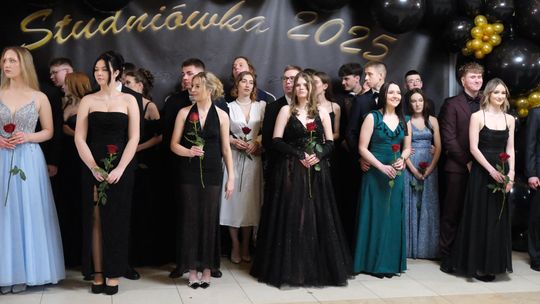 Studniówka 2025 - Zespół Szkół Technicznych w Chełmie cz. II [GALERIA ZDJĘĆ]