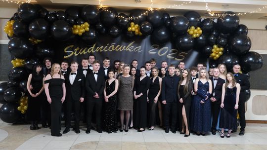 Studniówka 2025 - Zespół Szkół Technicznych w Chełmie cz. II [GALERIA ZDJĘĆ]