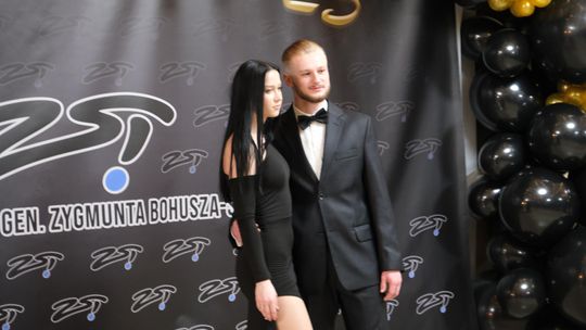 Studniówka 2025 - Zespół Szkół Technicznych w Chełmie cz. II [GALERIA ZDJĘĆ]