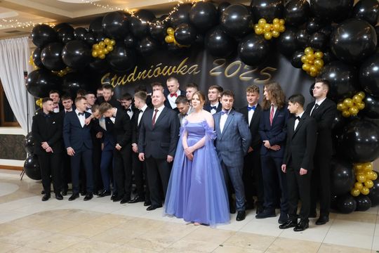 Studniówka 2025 - Zespół Szkół Technicznych w Chełmie cz. I [GALERIA ZDJĘĆ]