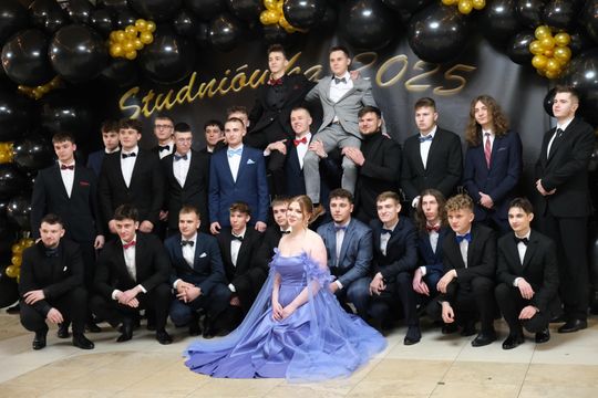 Studniówka 2025 - Zespół Szkół Technicznych w Chełmie cz. I [GALERIA ZDJĘĆ]