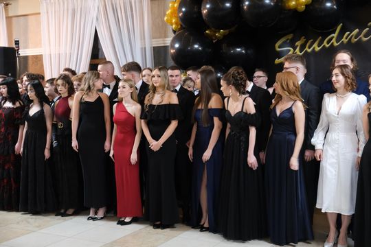 Studniówka 2025 - Zespół Szkół Technicznych w Chełmie cz. I [GALERIA ZDJĘĆ]