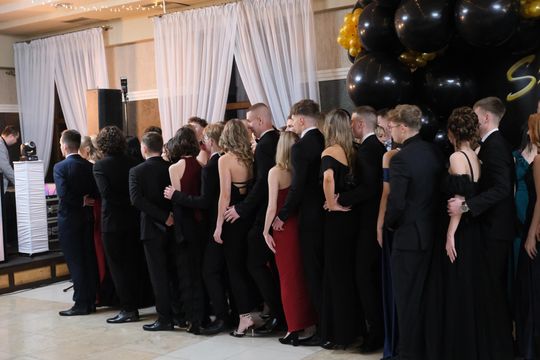 Studniówka 2025 - Zespół Szkół Technicznych w Chełmie cz. I [GALERIA ZDJĘĆ]