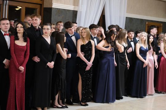 Studniówka 2025 - Zespół Szkół Technicznych w Chełmie cz. I [GALERIA ZDJĘĆ]