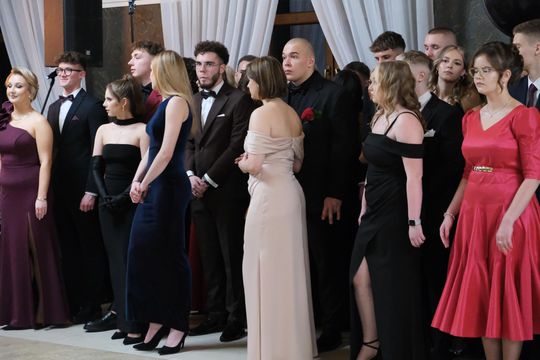 Studniówka 2025 - Zespół Szkół Technicznych w Chełmie cz. I [GALERIA ZDJĘĆ]