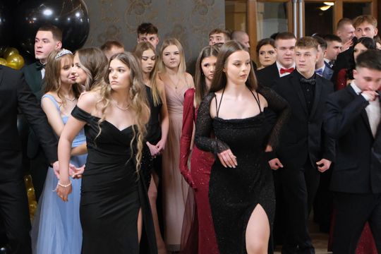 Studniówka 2025 - Zespół Szkół Technicznych w Chełmie cz. I [GALERIA ZDJĘĆ]