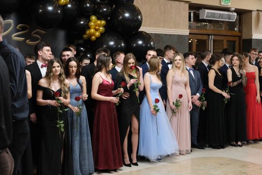 Studniówka 2025 - Zespół Szkół Technicznych w Chełmie cz. I [GALERIA ZDJĘĆ]