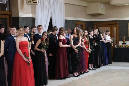 Studniówka 2025 - Zespół Szkół Technicznych w Chełmie cz. I [GALERIA ZDJĘĆ]