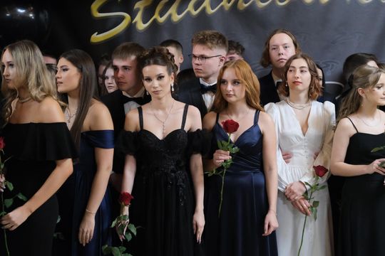 Studniówka 2025 - Zespół Szkół Technicznych w Chełmie cz. I [GALERIA ZDJĘĆ]