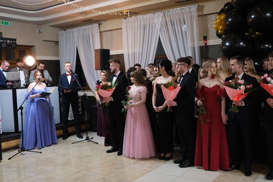 Studniówka 2025 - Zespół Szkół Technicznych w Chełmie cz. I [GALERIA ZDJĘĆ]