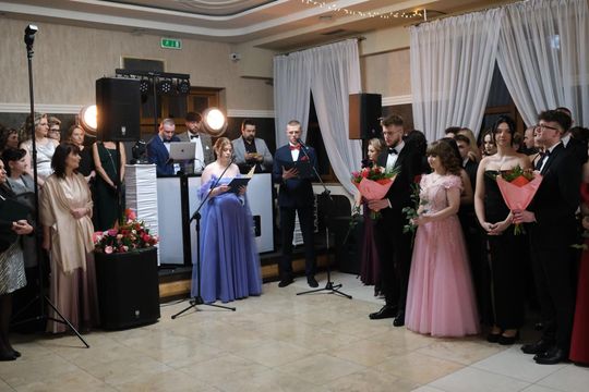 Studniówka 2025 - Zespół Szkół Technicznych w Chełmie cz. I [GALERIA ZDJĘĆ]