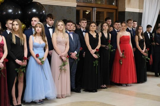 Studniówka 2025 - Zespół Szkół Technicznych w Chełmie cz. I [GALERIA ZDJĘĆ]