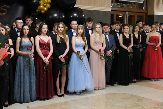 Studniówka 2025 - Zespół Szkół Technicznych w Chełmie cz. I [GALERIA ZDJĘĆ]