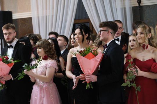 Studniówka 2025 - Zespół Szkół Technicznych w Chełmie cz. I [GALERIA ZDJĘĆ]