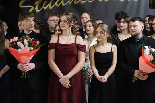 Studniówka 2025 - Zespół Szkół Technicznych w Chełmie cz. I [GALERIA ZDJĘĆ]