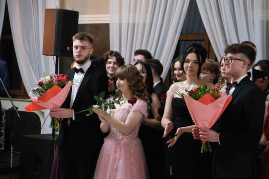 Studniówka 2025 - Zespół Szkół Technicznych w Chełmie cz. I [GALERIA ZDJĘĆ]