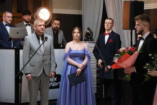 Studniówka 2025 - Zespół Szkół Technicznych w Chełmie cz. I [GALERIA ZDJĘĆ]