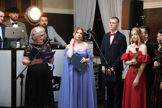 Studniówka 2025 - Zespół Szkół Technicznych w Chełmie cz. I [GALERIA ZDJĘĆ]