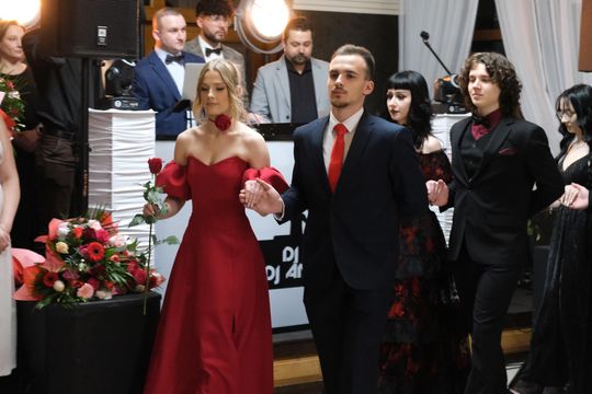 Studniówka 2025 - Zespół Szkół Technicznych w Chełmie cz. I [GALERIA ZDJĘĆ]