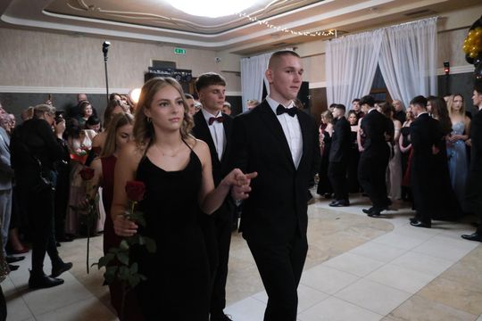 Studniówka 2025 - Zespół Szkół Technicznych w Chełmie cz. I [GALERIA ZDJĘĆ]