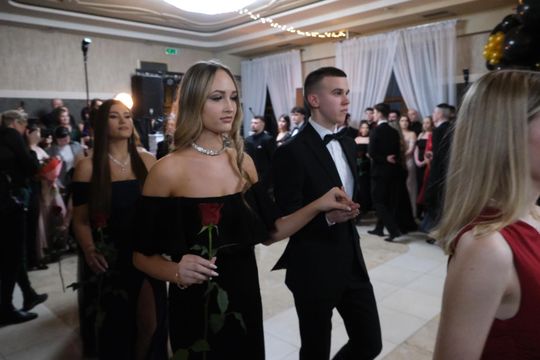 Studniówka 2025 - Zespół Szkół Technicznych w Chełmie cz. I [GALERIA ZDJĘĆ]